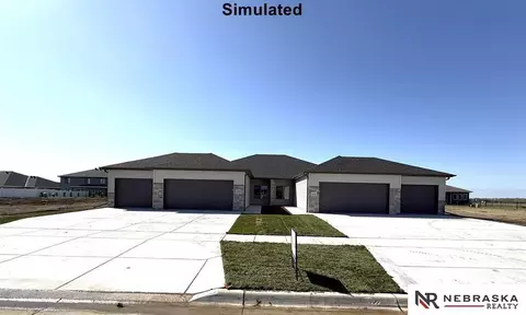 4921 Donnette Dr, Lincoln, NE 68514