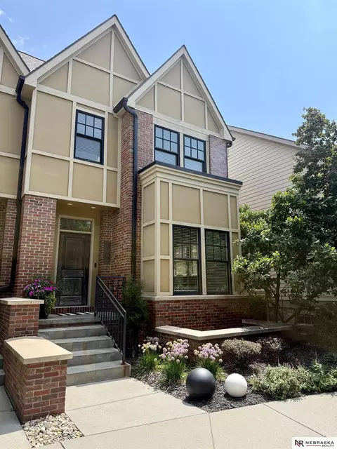 7030 Straffan Pl, Lincoln, NE 68516