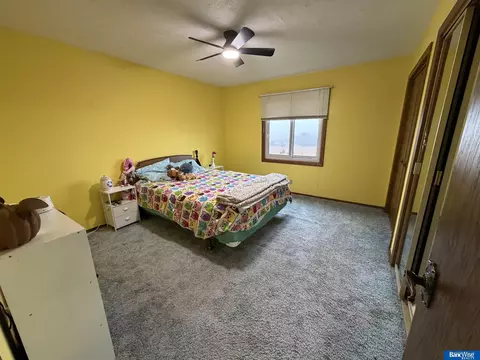Bedroom - 701 W 18 Rd, Phillips, NE 68865 photo 8 of 11