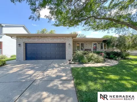 7515 Ali Dr, Lincoln, NE 68507