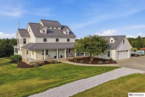 1767 E Birch Rd, Cortland, NE 68331
