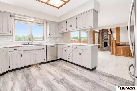 Kitchen - 1416 Doyle Ln, Beatrice, NE 68310 photo 2 of 4