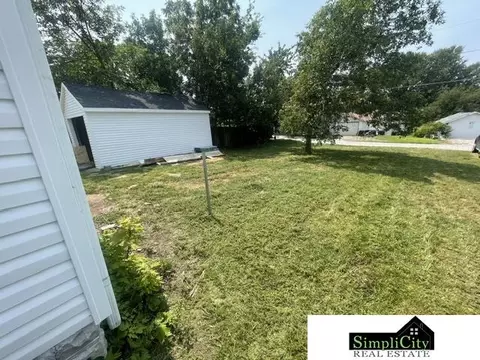 Exterior - 415 N 13th St, Beatrice, NE 68310 photo 2 of 2