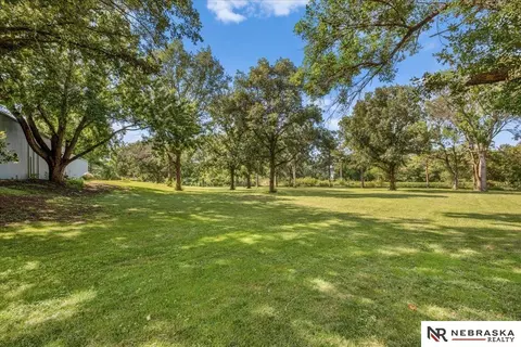 Exterior - 230 E 18th St, Wahoo, NE 68066 photo 17 of 19