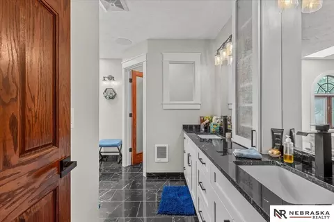 Bath - 230 E 18th St, Wahoo, NE 68066 photo 1 of 11
