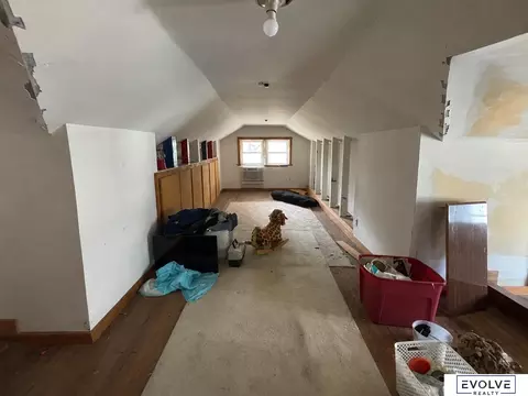 Entry Way - 716 N 10th St, Beatrice, NE 68310 photo 1 of 1