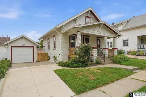 1137 S 8th St, Lincoln, NE 68502