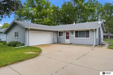 5230 S 50th St, Lincoln, NE 68516