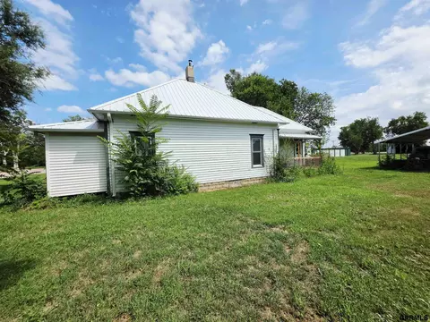Other - 303 3rd St, Edgar, NE 68935 photo 2 of 3