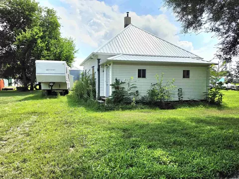 Other - 303 3rd St, Edgar, NE 68935 photo 1 of 3