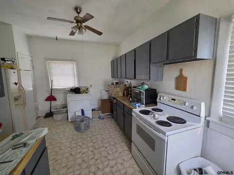 Kitchen - 303 3rd St, Edgar, NE 68935 photo 2 of 2