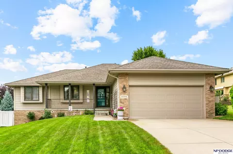 10408 Newport Ave, Omaha, NE 68122