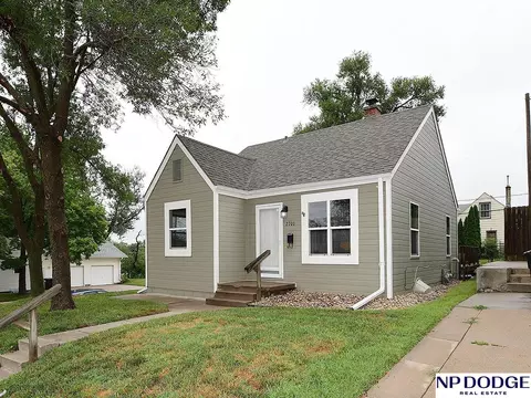 2701 S 60th St, Omaha, NE 68106