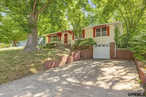 1601 N 60th St, Omaha, NE 68104