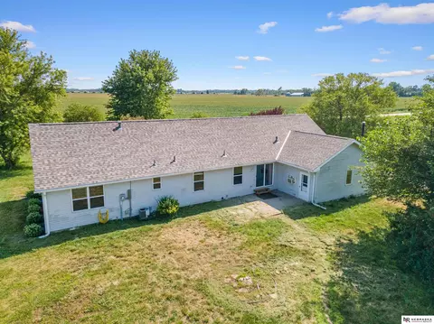 Exterior - 26110 W Maple Rd, Waterloo, NE 68069 photo 1 of 2