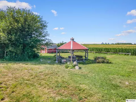 Exterior - 26110 W Maple Rd, Waterloo, NE 68069 photo 2 of 2