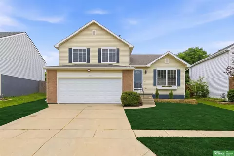7411 N 108 Ave, Omaha, NE 68142