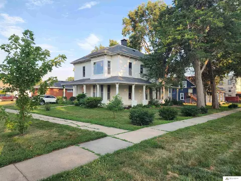 6801 Lexington Ave, Lincoln, NE 68505