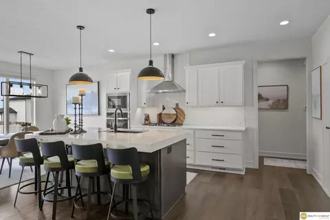 Kitchen - 1405 W Beartooth Dr, Lincoln, NE 68521 photo 2 of 8