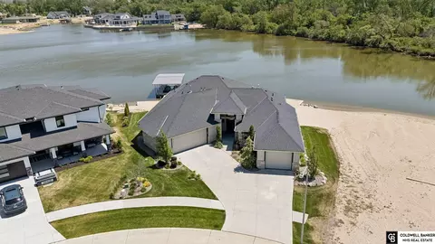 Other - 28401 Laurel Cir, Valley, NE 68064 photo 4 of 19