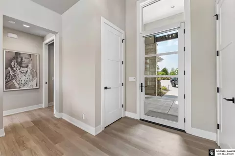 Entry Way - 28401 Laurel Cir, Valley, NE 68064 photo 2 of 2