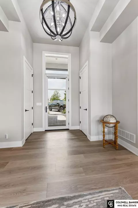 Entry Way - 28401 Laurel Cir, Valley, NE 68064 photo 1 of 2