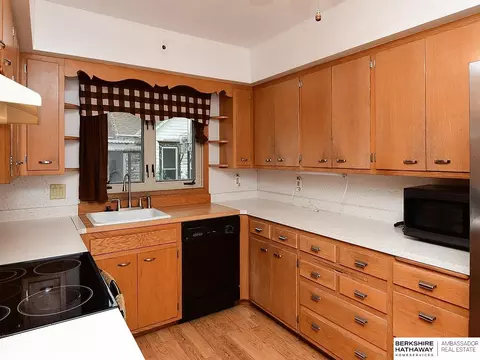 Kitchen - 405 6th St, Scribner, NE 68057 photo 2 of 4
