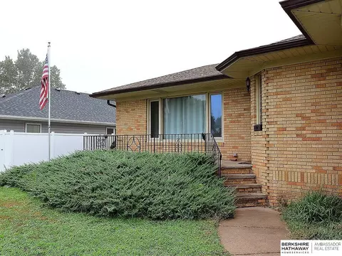 Exterior - 405 6th St, Scribner, NE 68057 photo 1 of 4