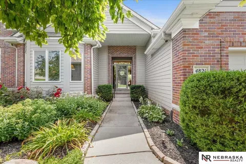 4821 Gleneagle Ct, Lincoln, NE 68526