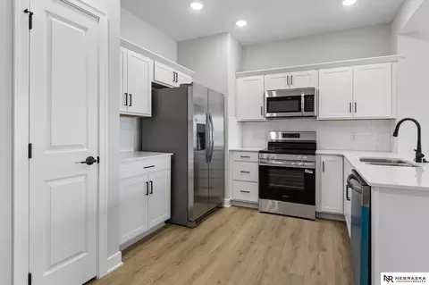 Kitchen - 16004 Isabella St, Bennington, NE 68007 photo 2 of 2