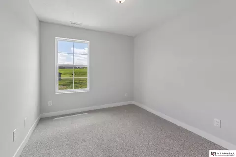 Bedroom - 16004 Isabella St, Bennington, NE 68007 photo 5 of 8