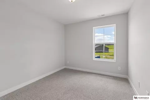 Bedroom - 16004 Isabella St, Bennington, NE 68007 photo 6 of 8