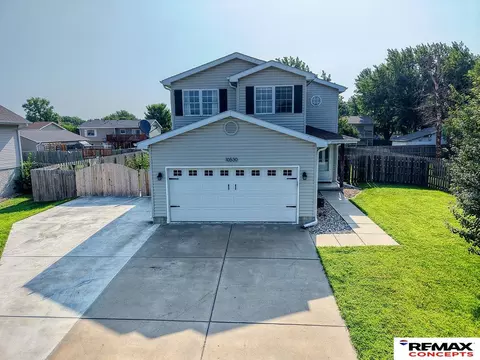10530 N 135th St, Waverly, NE 68462