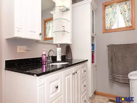 Bath - 11601 S 5th St, Roca, NE 68430 photo 2 of 5
