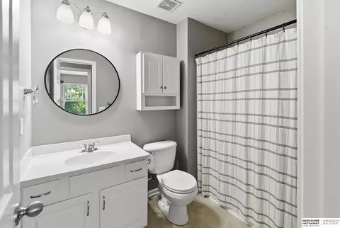 Bath - 15421 Willit St, Bennington, NE 68007 photo 1 of 2