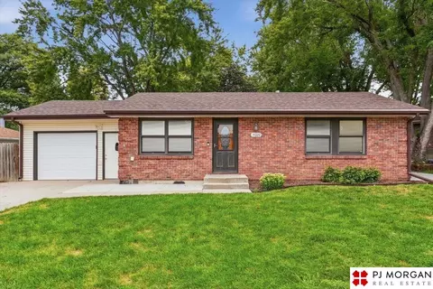 14320 Bradford Cir, Waverly, NE 68462