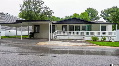 12766 Sahler Plz #131, Omaha, NE 68164