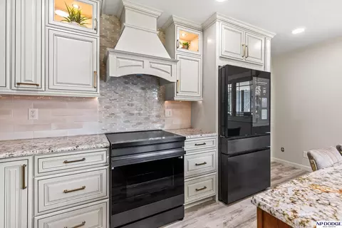 Kitchen - 125 N 8th St, Lyons, NE 68038 photo 7 of 8