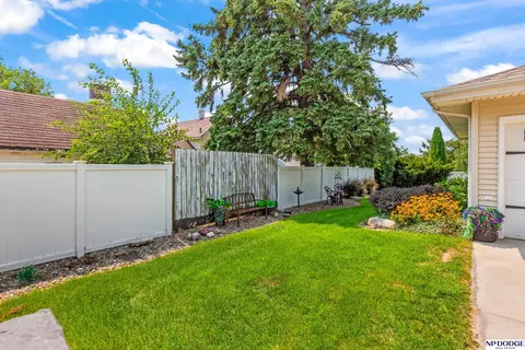 Exterior - 125 N 8th St, Lyons, NE 68038 photo 4 of 29