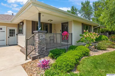 Exterior - 125 N 8th St, Lyons, NE 68038 photo 1 of 29