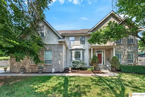 15922 Burt St, Omaha, NE 68118