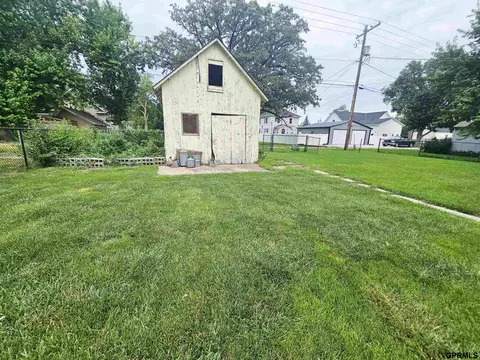 Exterior - 309 S Main St, Sutton, NE 68979 photo 9 of 9