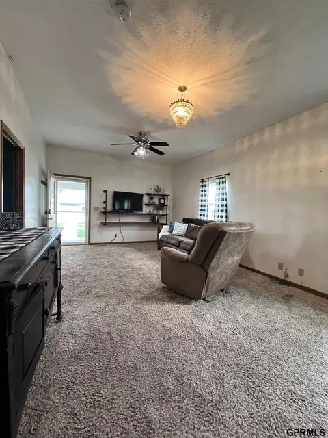 Living - 421 N Union Ave, Exeter, NE 68351 photo 3 of 4