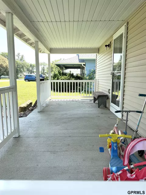 Exterior - 421 N Union Ave, Exeter, NE 68351 photo 2 of 8