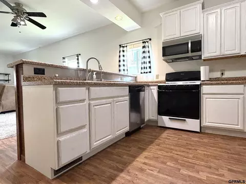 Kitchen - 421 N Union Ave, Exeter, NE 68351 photo 4 of 6
