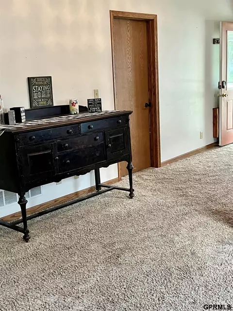 Entry Way - 421 N Union Ave, Exeter, NE 68351 photo 1 of 2