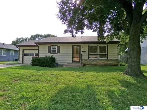 Exterior - 321 S 22 St, Beatrice, NE 68310 photo 5 of 5