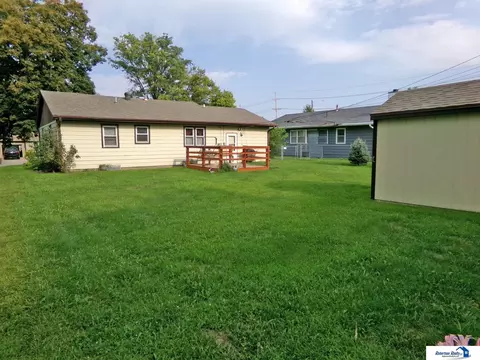 Exterior - 321 S 22 St, Beatrice, NE 68310 photo 3 of 5