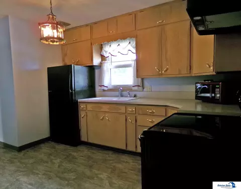 Kitchen - 321 S 22 St, Beatrice, NE 68310 photo 3 of 4