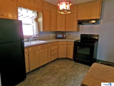 Kitchen - 321 S 22 St, Beatrice, NE 68310 photo 2 of 4